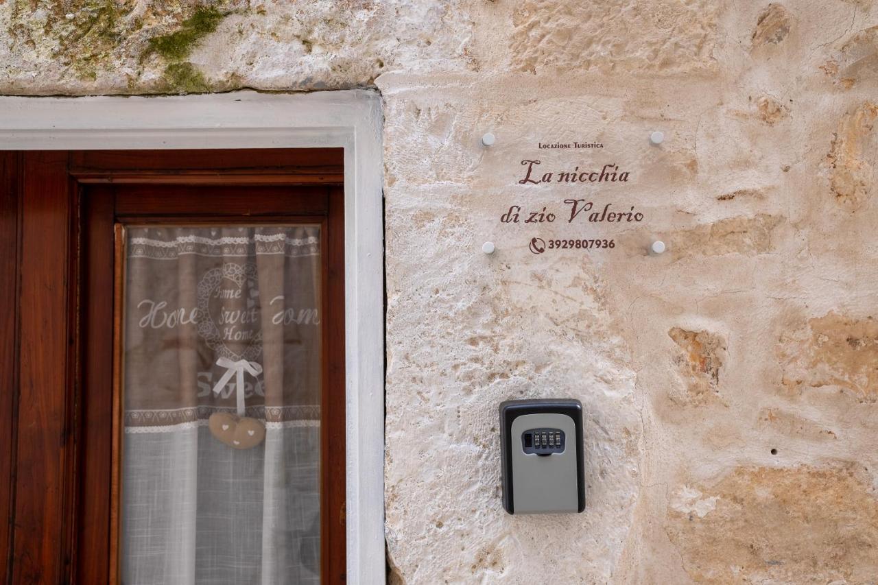 הוילה צ'לייה מספיקה La Nicchia Di Zio Valerio מראה חיצוני תמונה